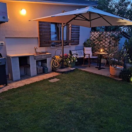 PUY Studio Apartman Lilly With Private Parking In The Yard Of The House מראה חיצוני תמונה