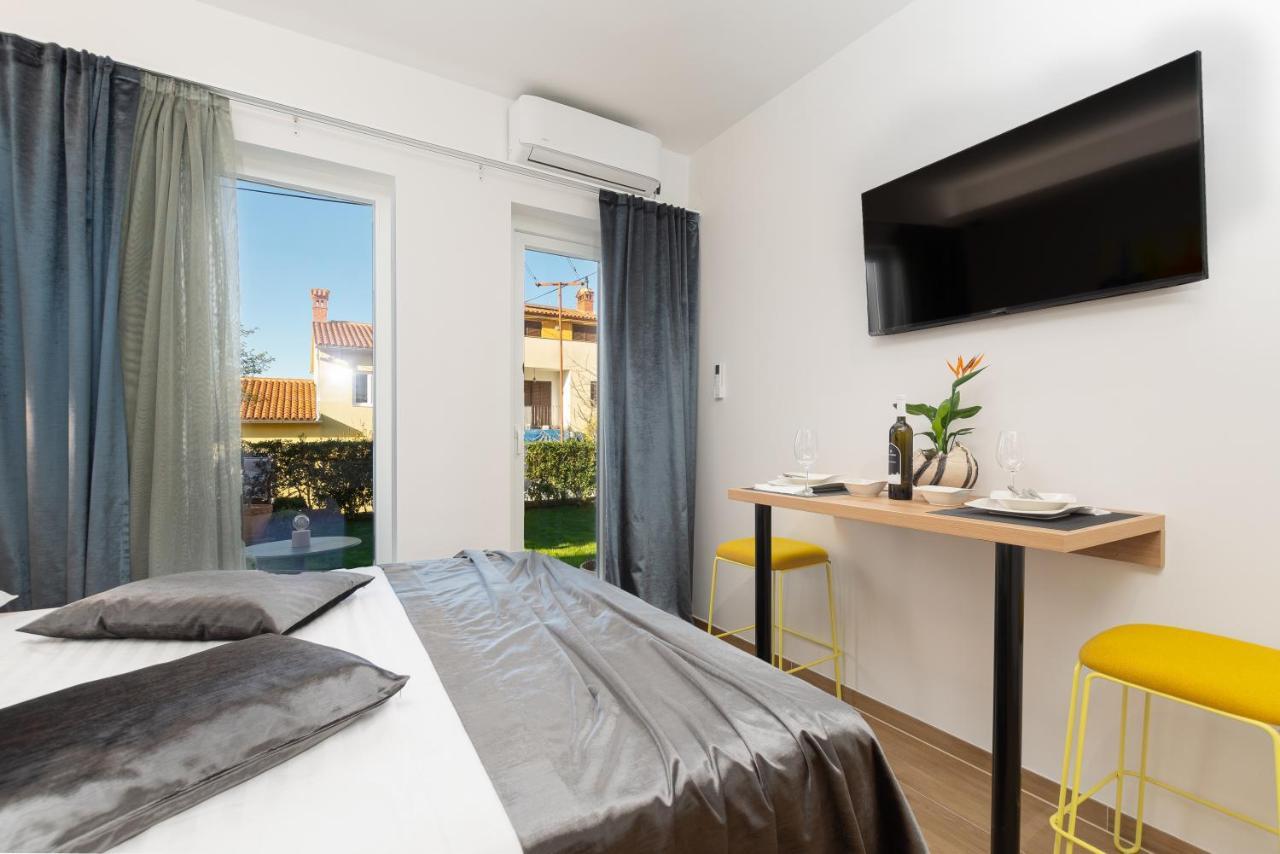 PUY Studio Apartman Lilly With Private Parking In The Yard Of The House מראה חיצוני תמונה